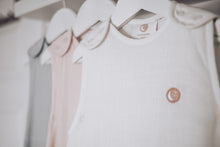 Load image into Gallery viewer, Rose Bud 2.5 TOG Sleeping Bag Bamboo Linen