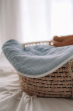 Load image into Gallery viewer, Cornflower 2.5 TOG Sleeping Bag Bamboo Linen