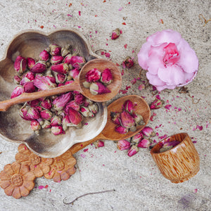 Tuckered out sensory play red roses